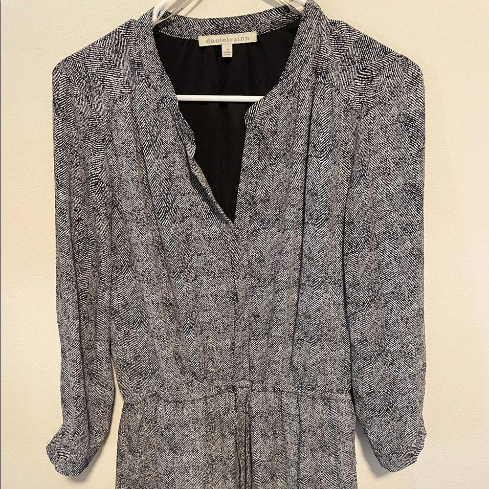Daniel Rainn Patterned Long Sleeve Dress